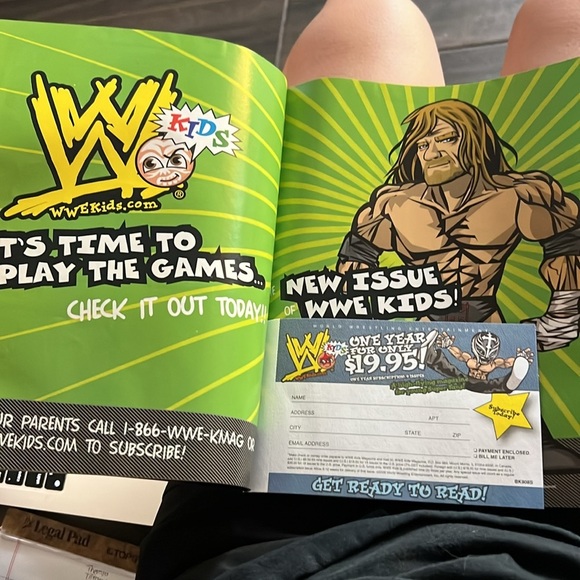 WWE Big Book of Wrestling MagazineJuly 2009 - Picture 3 of 4